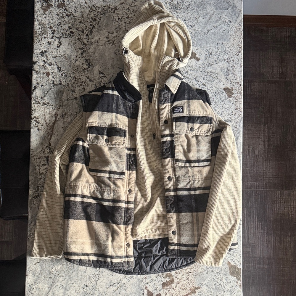 Womens mountain hard work Hooded Flannel Shacket in Cream and Black